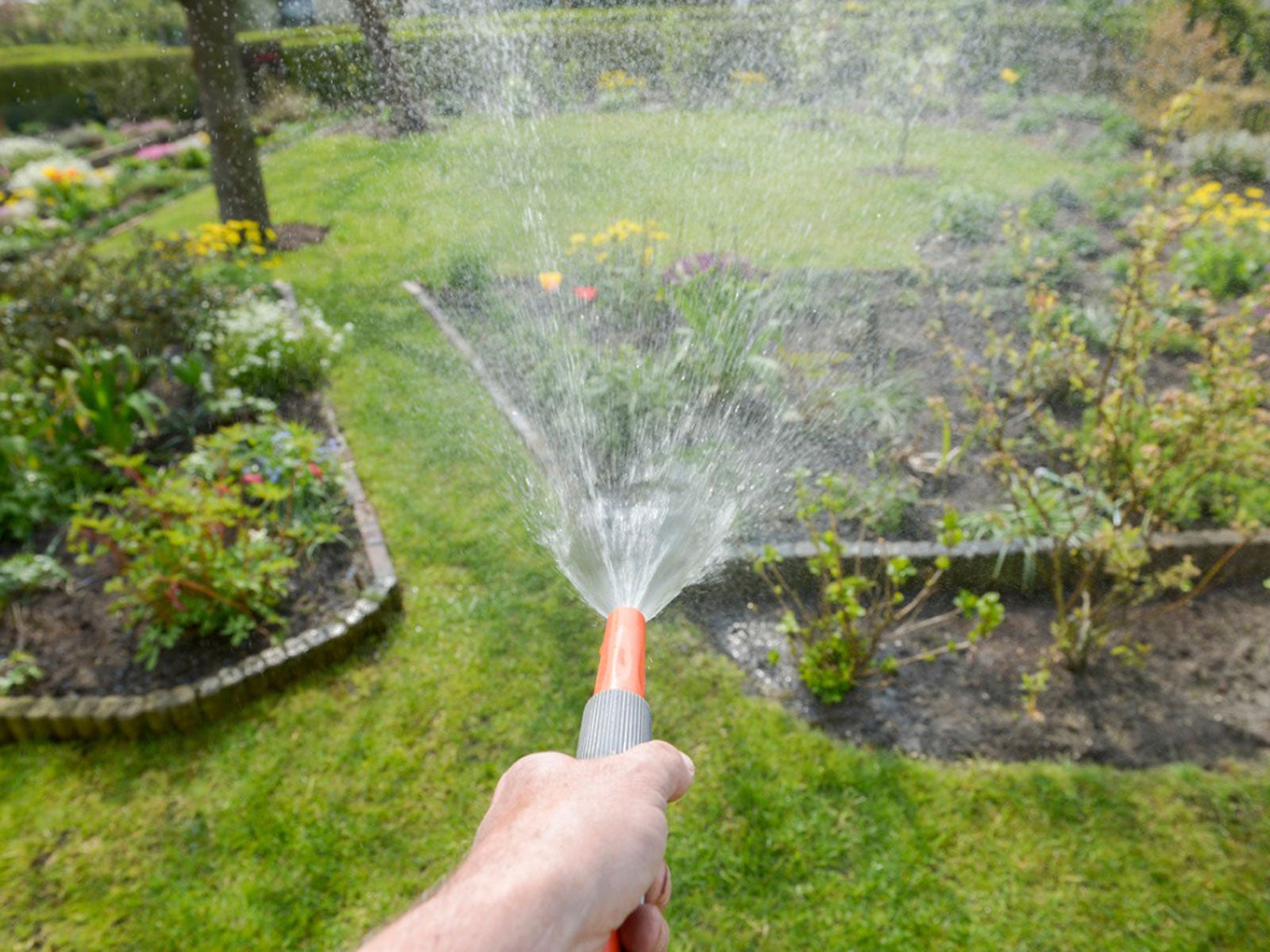Watering Gardens Learn How To Water A, How To Water A Large Vegetable Garden