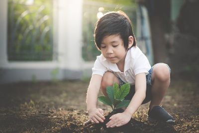 kid gardening
