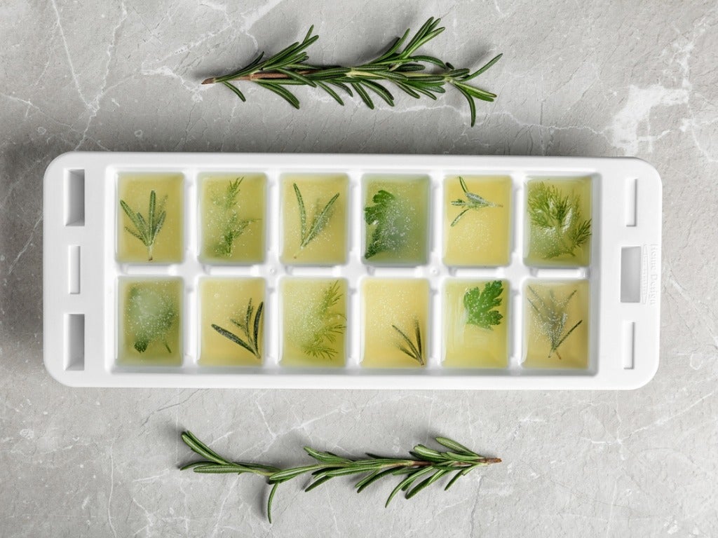 Ice Cube Herbs: How To Freeze Fresh Herbs In Ice Cube Trays
