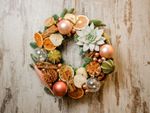DIY Dried Fruit Wreath