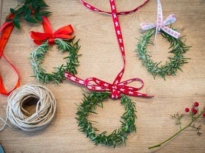 DIY Mini Christmas Rosemary Wreaths